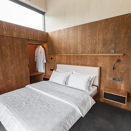 Krasnyk فيلة Krasnik