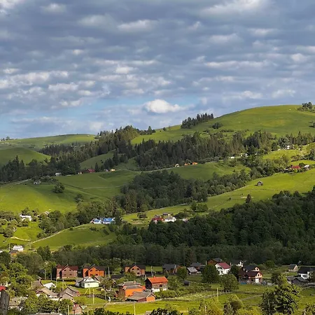 Krasnyk * Verkhovyna